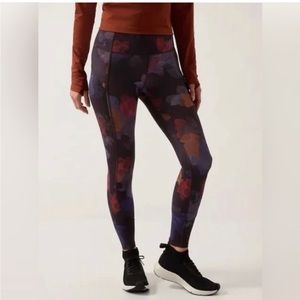 ATHLETA RAINIER PRINTED TIGHT. MEDIUM.